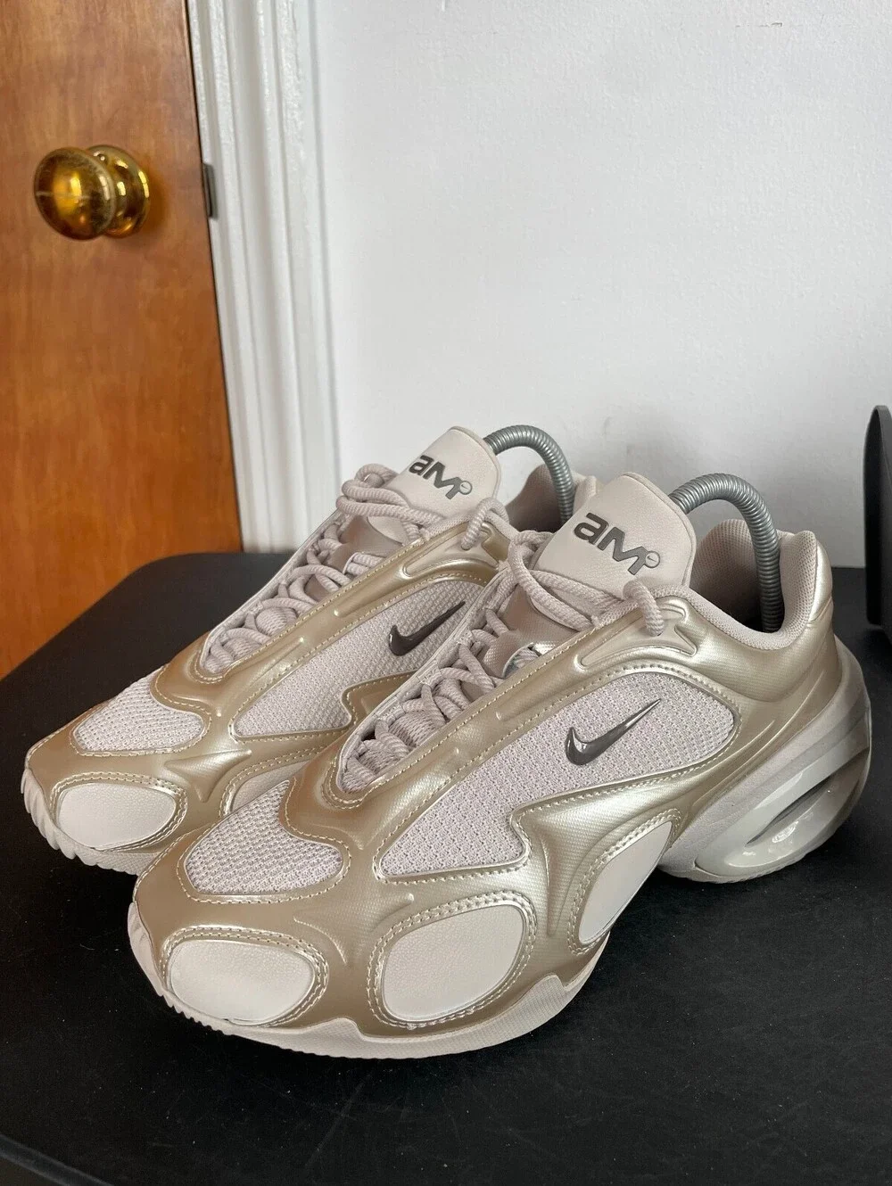 NIKE WOMEN'S AIR MAX MUSE